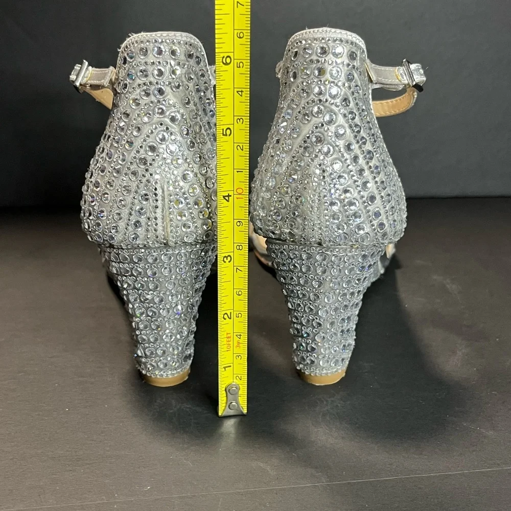 New Betsey Johnson Silver Rhinestone Debie Wedge Heel Shoes Size 8.5 - Picture 6 of 12